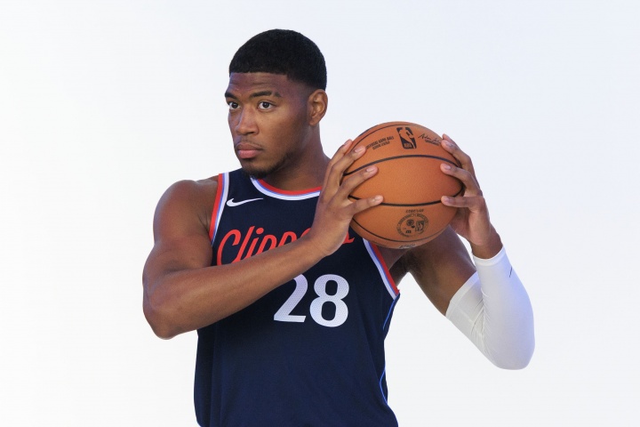 亚洲球员NBA得分谁最强?姚明前3守门 小杨破百里程碑 八村在发力 亚洲球员NBA得分谁最强?姚明前3守门 小杨破百里程碑 八村在发力