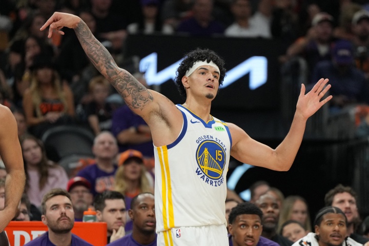 队记：勇士客战掘金 桑托斯因左膝肌腱炎出战成疑